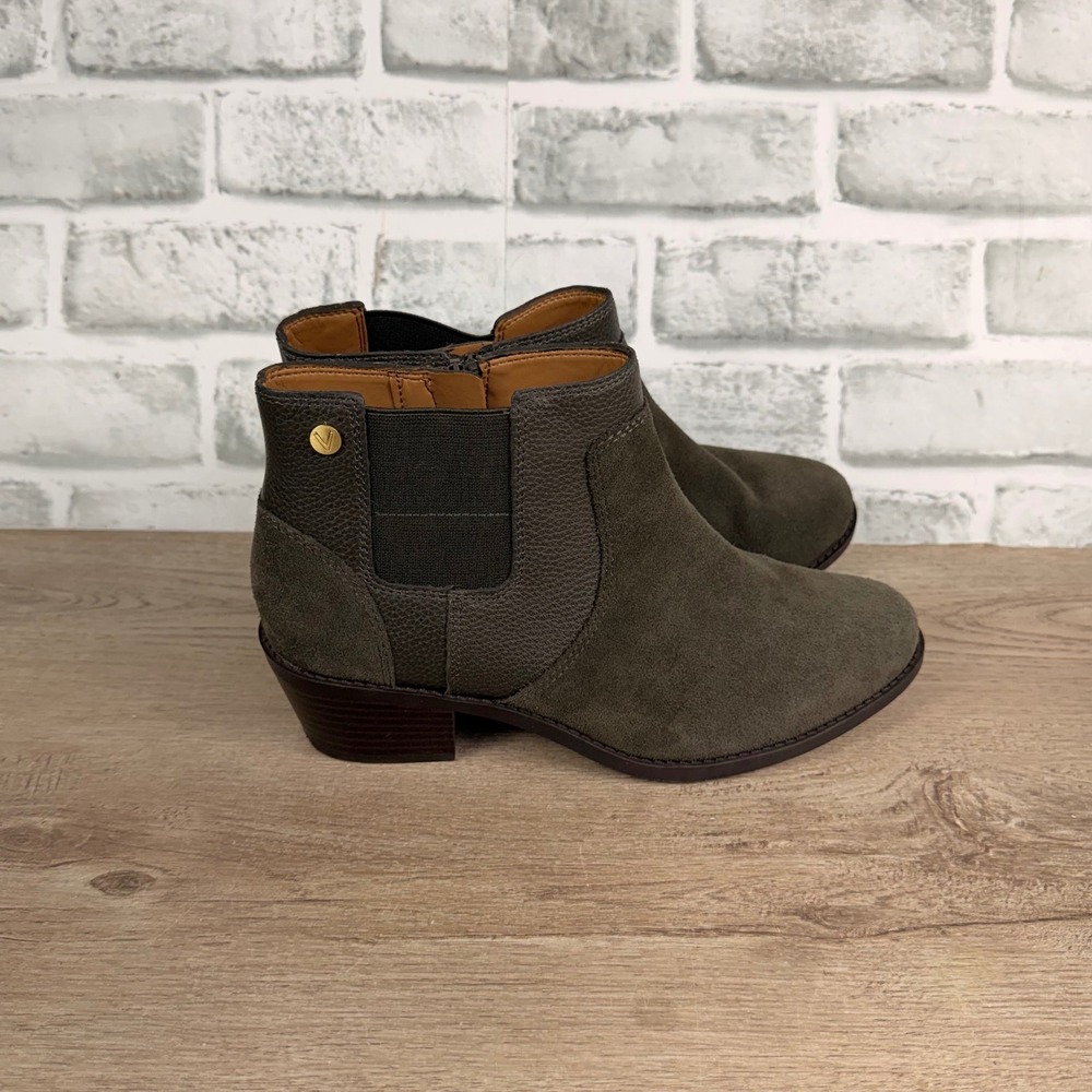 Vionic Finn Ankle Boot Suede Leather Olive Green Womens 7